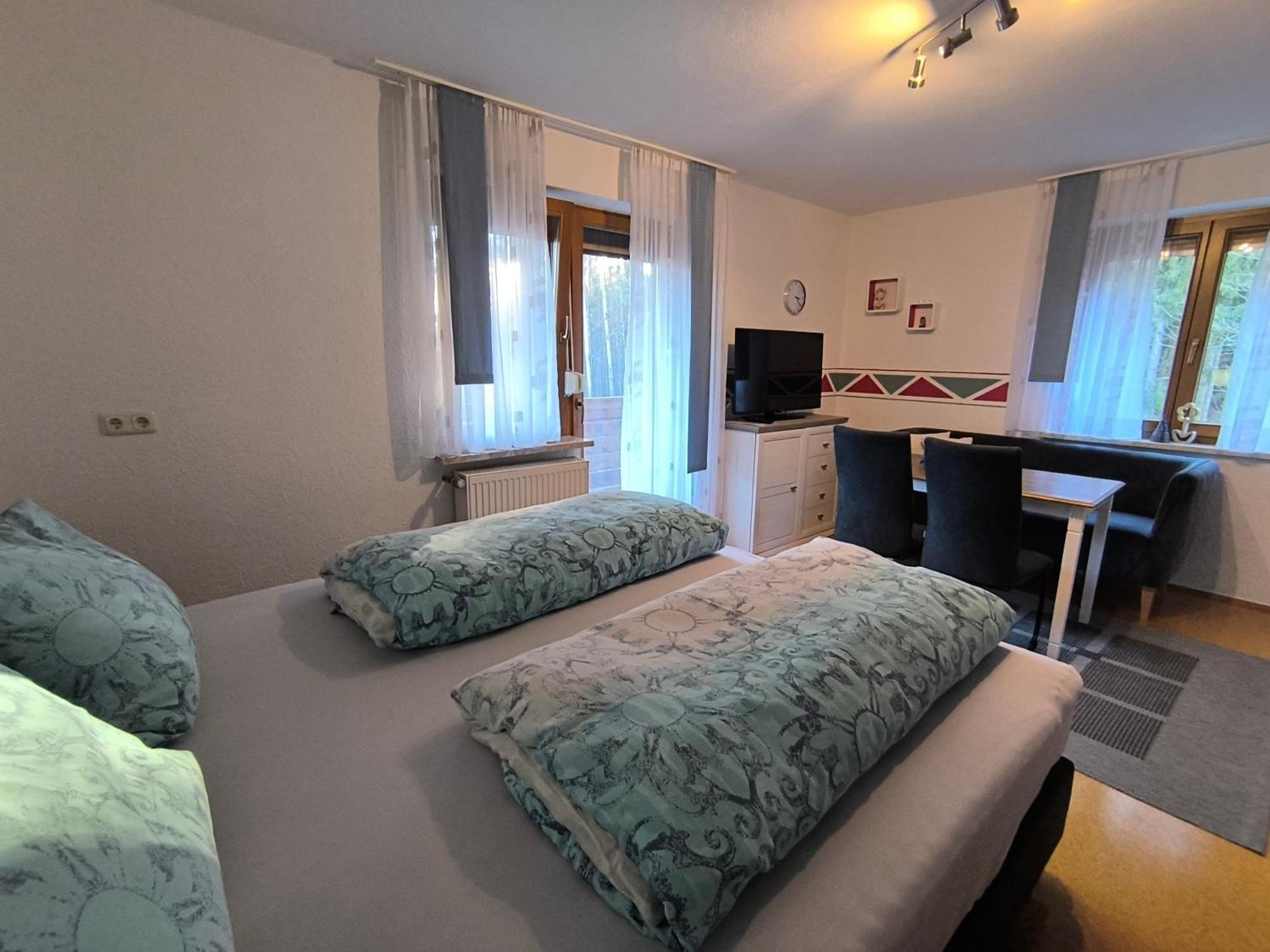Ferienhaus Bruetting Поттенштайн Номер фото