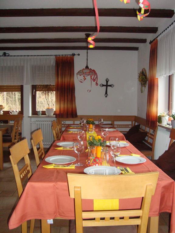 Ferienhaus Bruetting Поттенштайн Номер фото